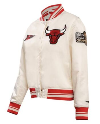 Women’s Chicago Bulls Pro Cream Retro Satin Jacket